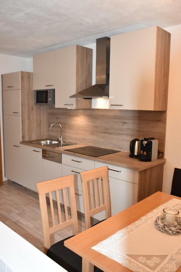 Haus Vlcek Apartment เนาดาส ภายนอก รูปภาพ